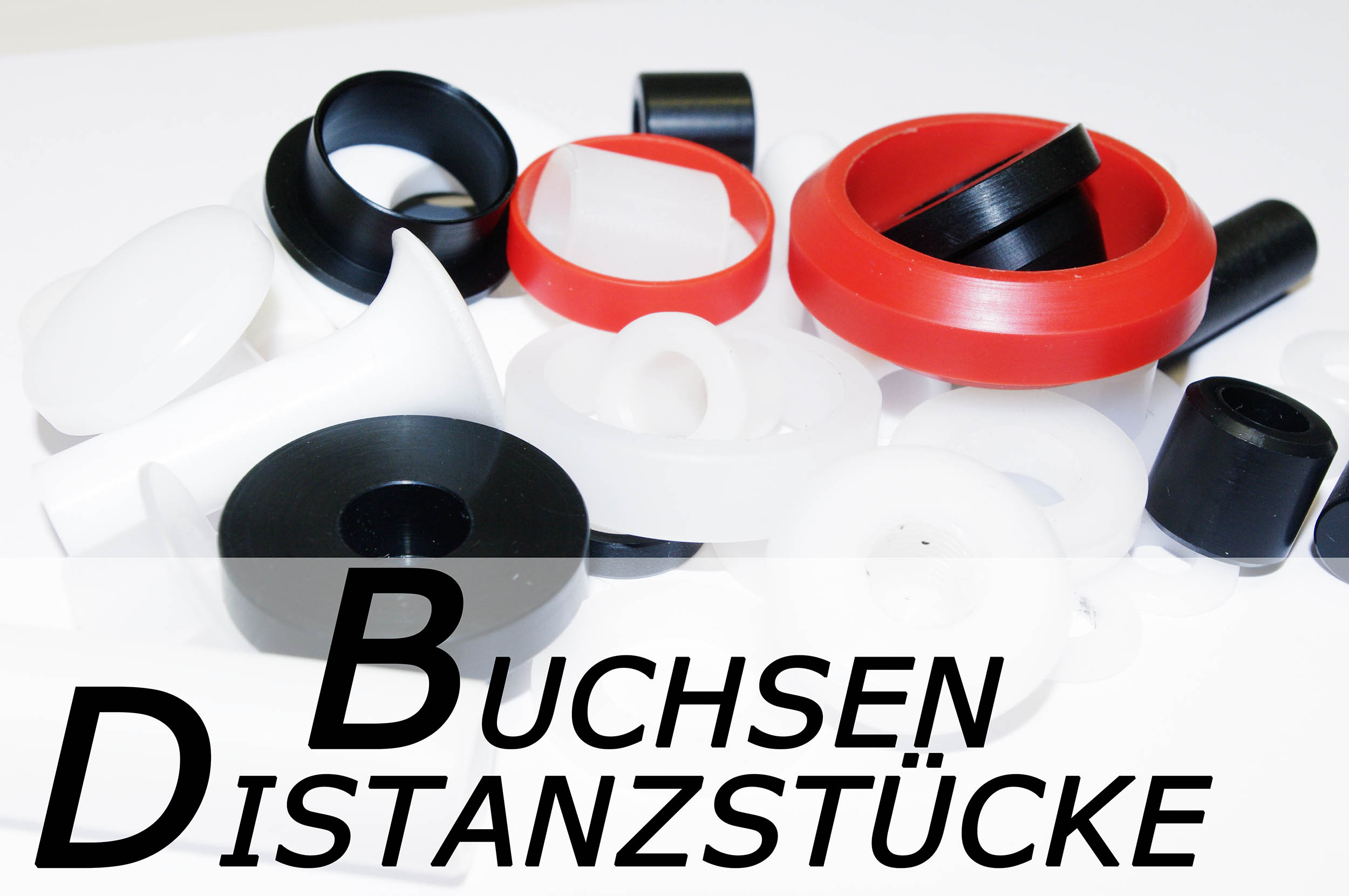Buchsen und Distanzstücke aus Kunststoff